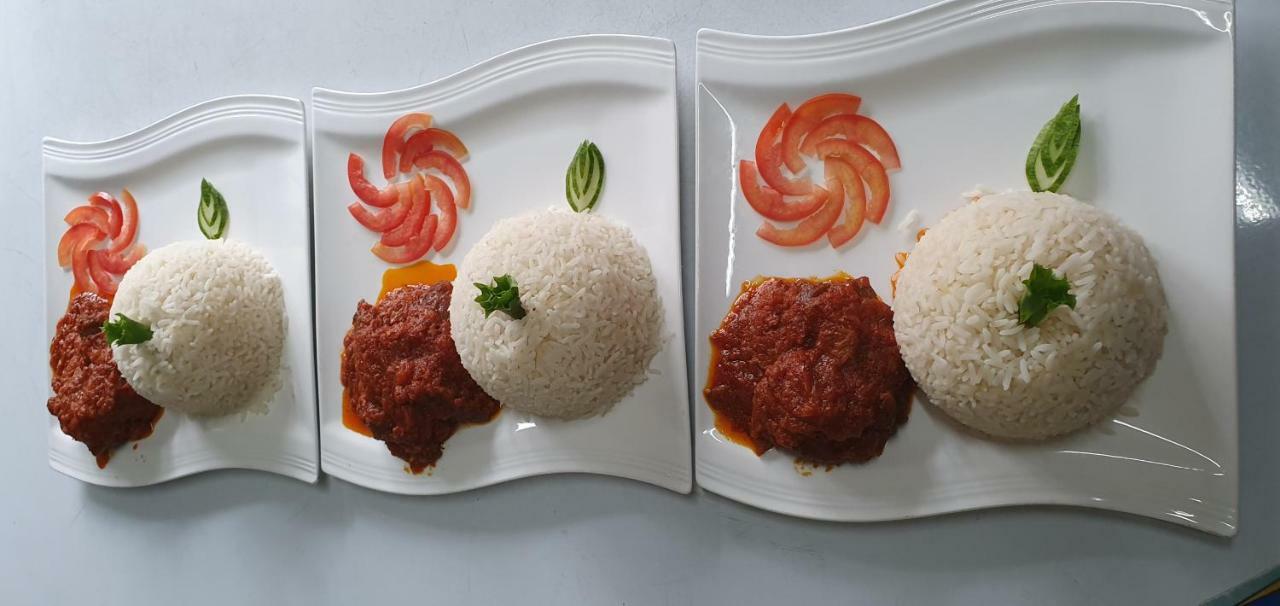 بورت هاركورت Taverna Lounge & Boutique Hotel المظهر الخارجي الصورة