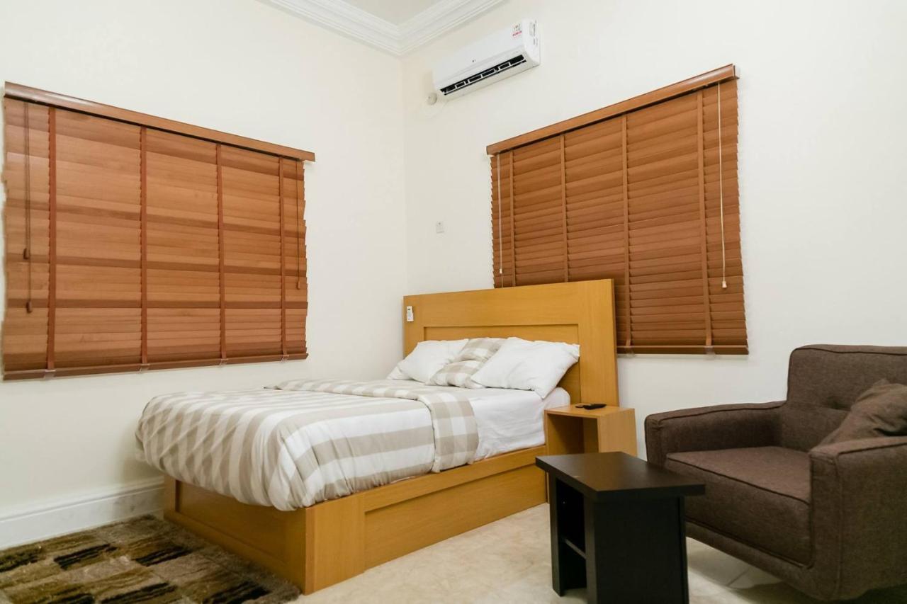 بورت هاركورت Taverna Lounge & Boutique Hotel المظهر الخارجي الصورة